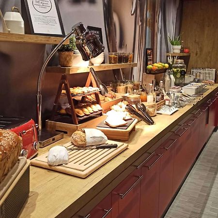 Ibis Toulon La Seyne Sur Mer Екстериор снимка