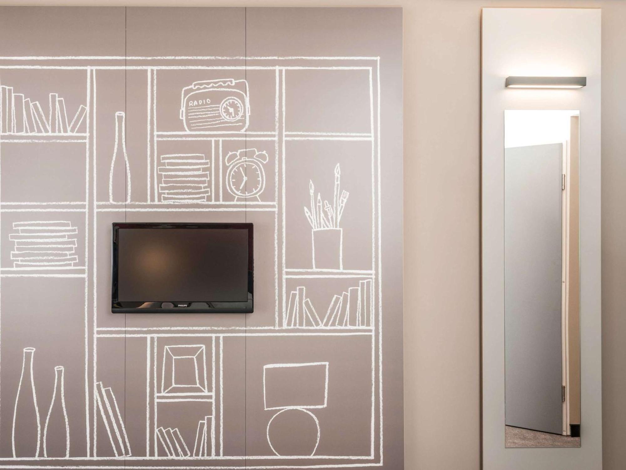 Ibis Toulon La Seyne Sur Mer Екстериор снимка