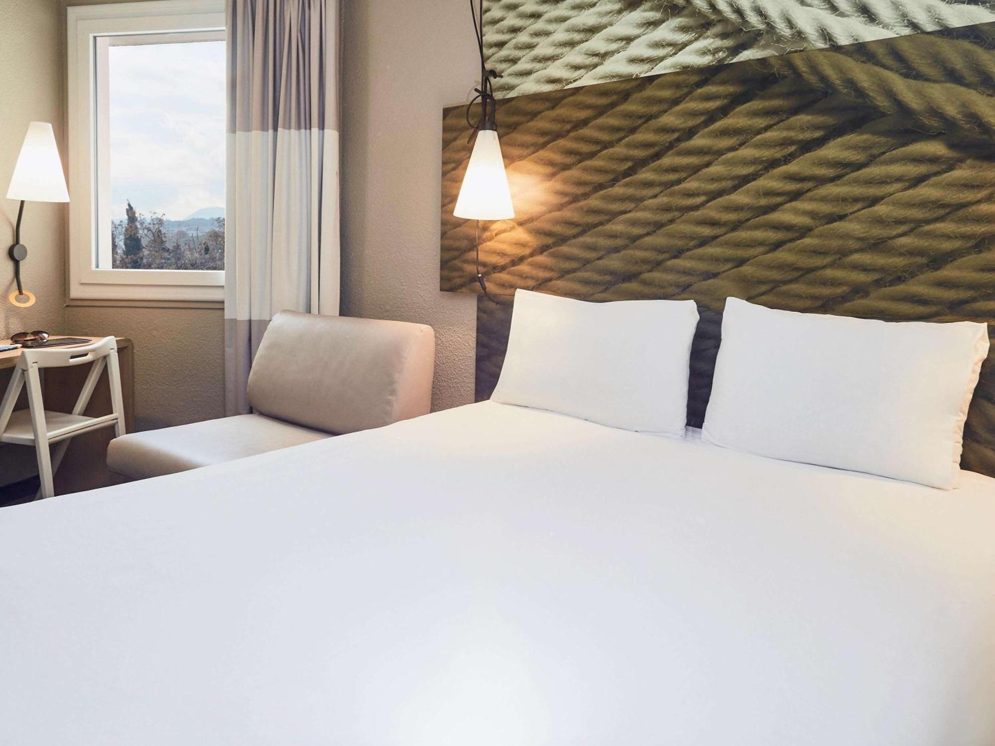 Ibis Toulon La Seyne Sur Mer Екстериор снимка