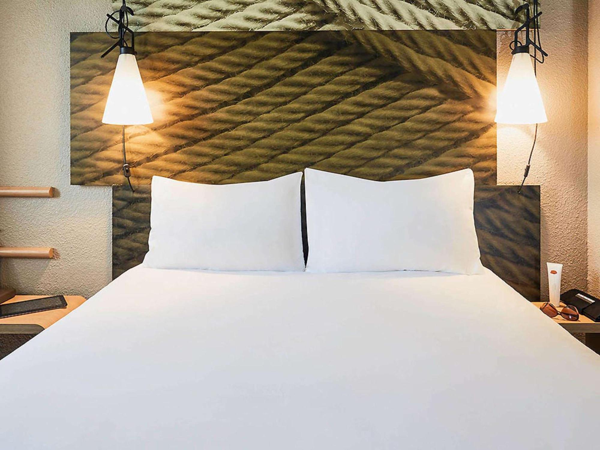 Ibis Toulon La Seyne Sur Mer Екстериор снимка