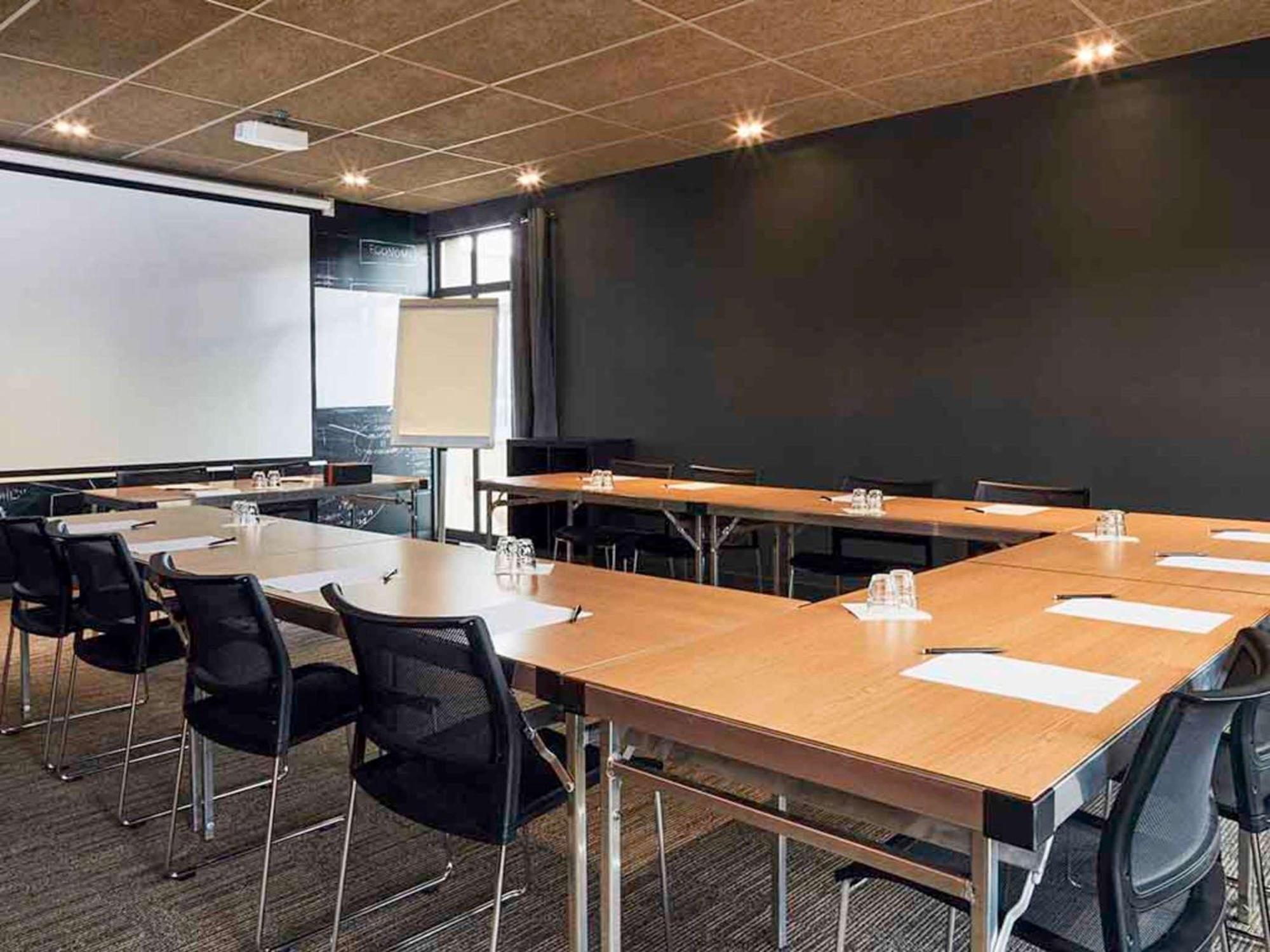 Ibis Toulon La Seyne Sur Mer Екстериор снимка