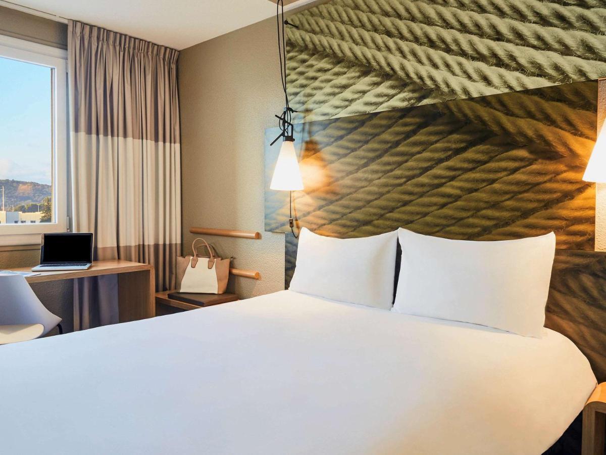 Ibis Toulon La Seyne Sur Mer Екстериор снимка